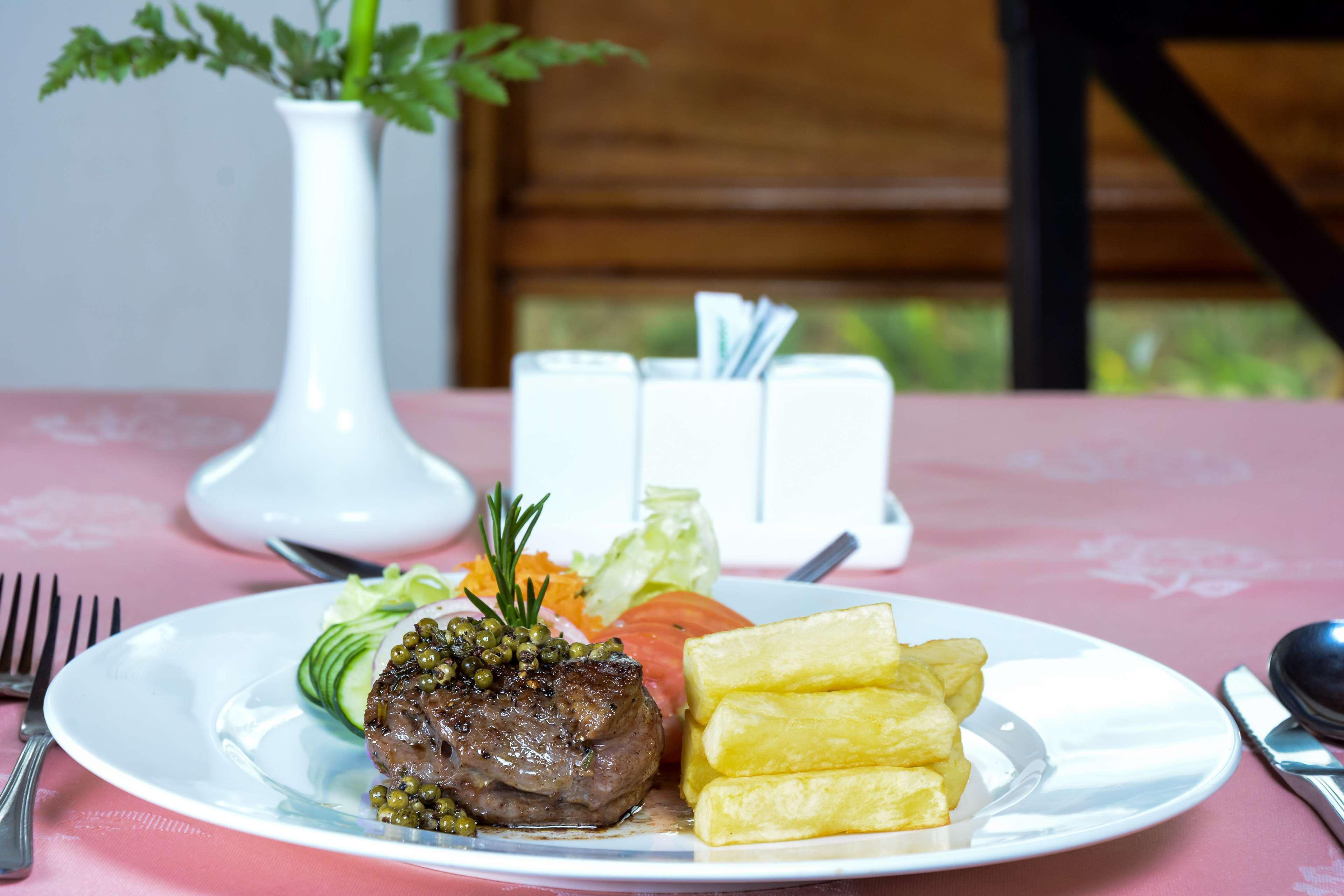 Jacaranda Hotel ניירובי מראה חיצוני תמונה